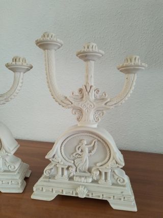 Pareja de candelabros, portavelas