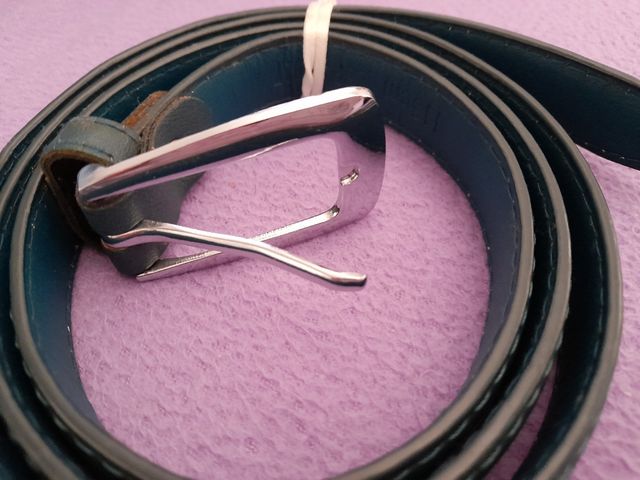 cinturones estrechos