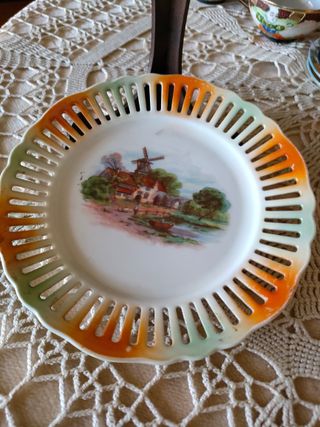 PLATO CALADO ANTIGUO DECORATIVO VIDRIADO