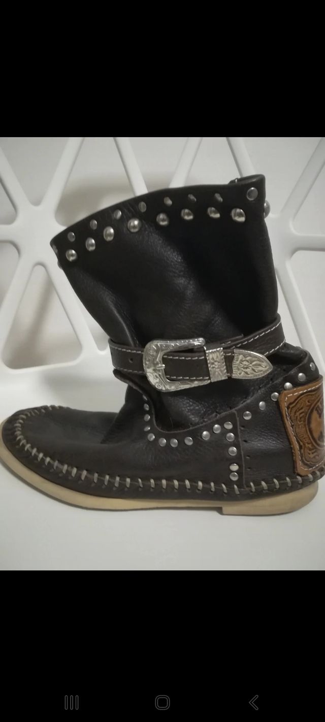 Indianini pelle cucita a mano