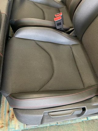 JUEGO ASIENTOS SEAT LEON 3 2015 FR CUERO TELA