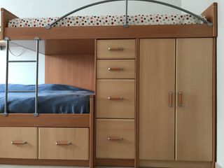 Litera juvenil con armario y cajones madera