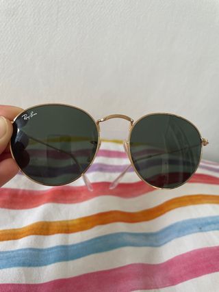 Gafas rayban round metal doradas