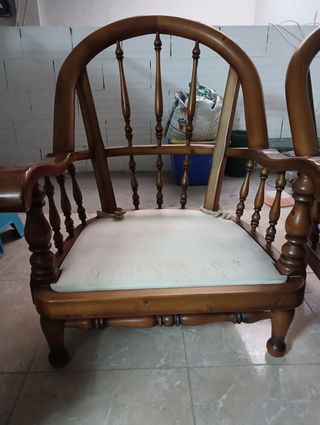 2 Sillónes de madera maciza