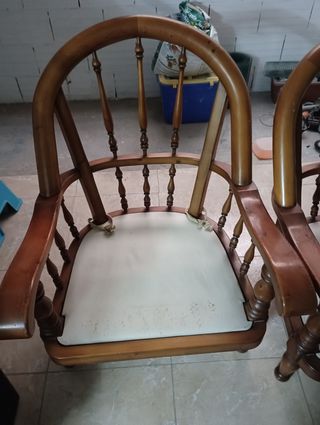 2 Sillónes de madera maciza 