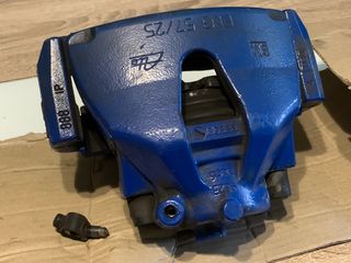 Pinza de freno delantera izquierda Corsa Opc