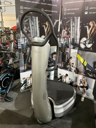 POWER PLATE PRO5 seminueva 