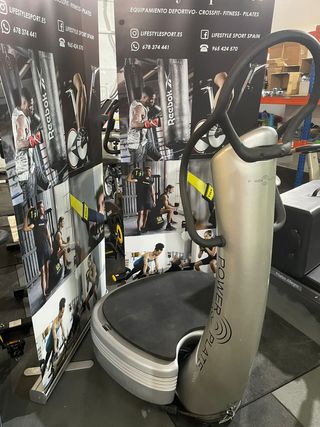 POWER PLATE PRO5 seminueva 