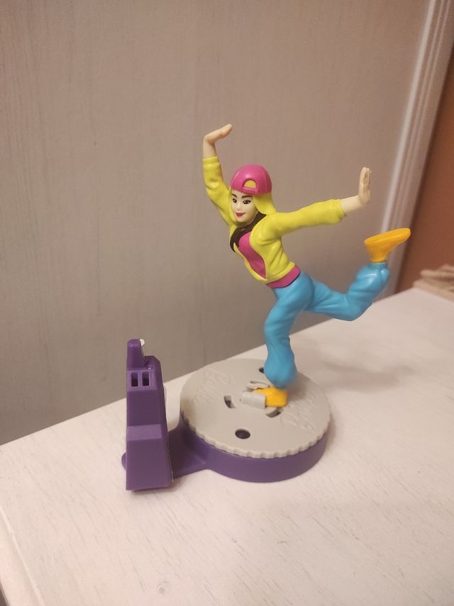 Barbie sorpresa uovo Kinder maxi 2023