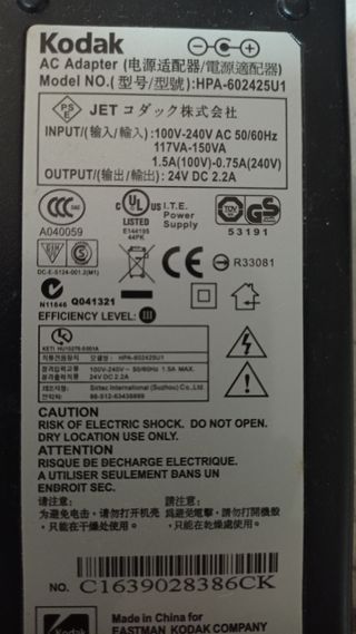 Cargador transformador de ordenador  portatil