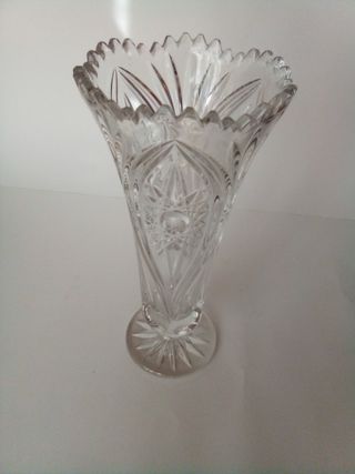 Jarrón de cristal hermoso florero