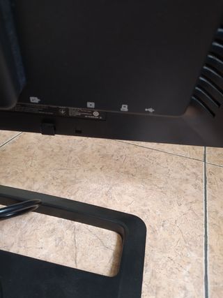 pantalla ordenador 21,5