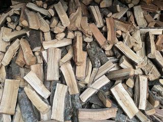 Decespugliatori a mano e con trattore.