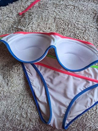 Bikini precioso 44/46 en perfecto estado