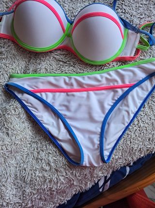 Bikini precioso 44/46 en perfecto estado