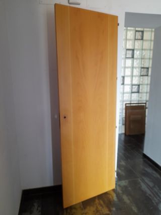 puerta de haya maciza iterior con marquteria