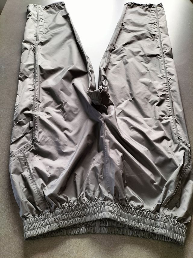 PANTALONS IMPERMEABLES