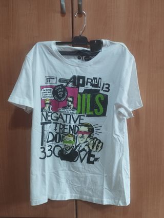 Camiseta a estrenar, aún con la etiqueta