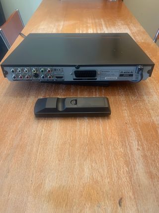 DVD SUNSTECH  MX 650 ( MUY BUEN ESTADO  )