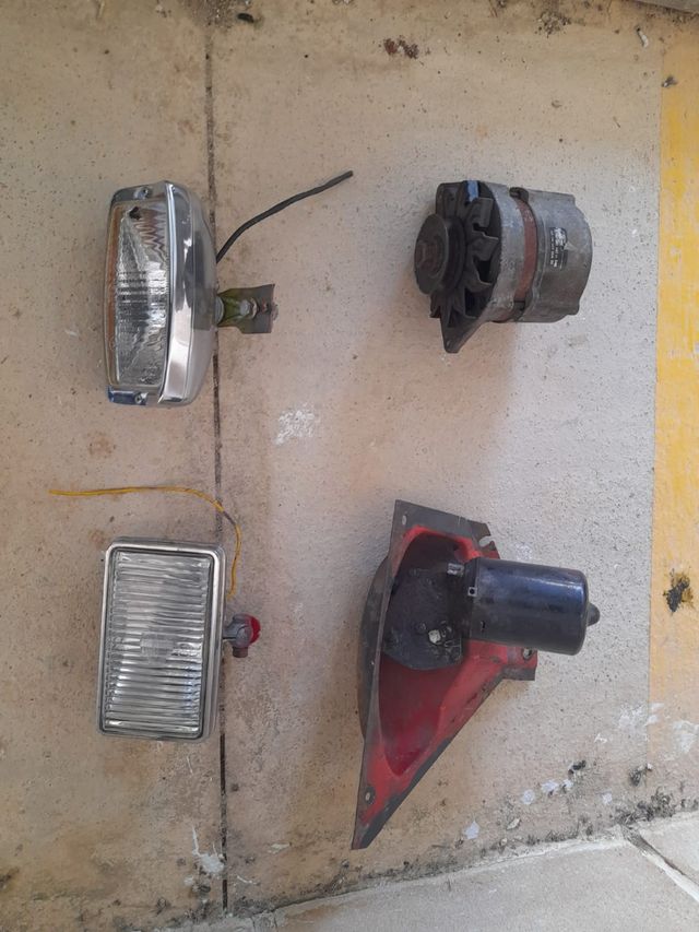 piezas varias Ford clasico