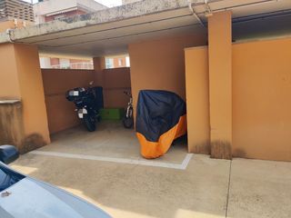 Garaje moto en alquiler