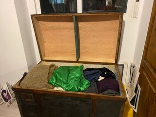 Baúl de madera antiguo