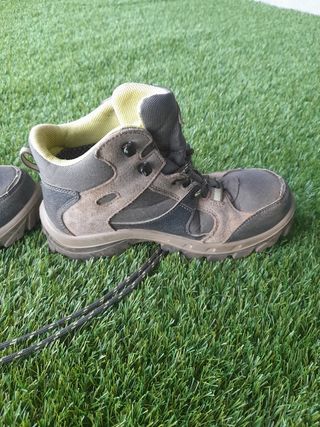 botas de montaña n35