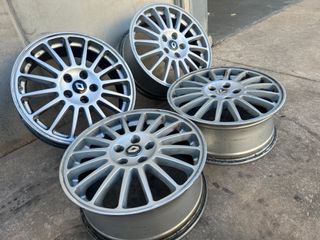 Juego llantas 17 p orig OZ SUPER TURISMO RENAULT