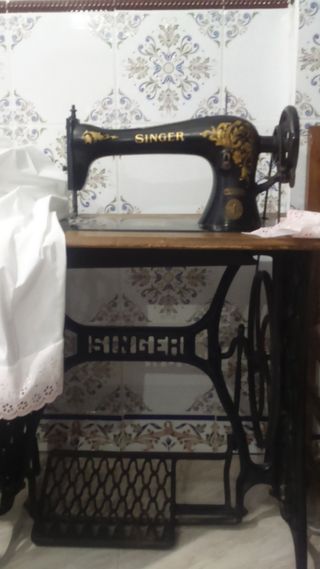 Máquina de Coser Singer