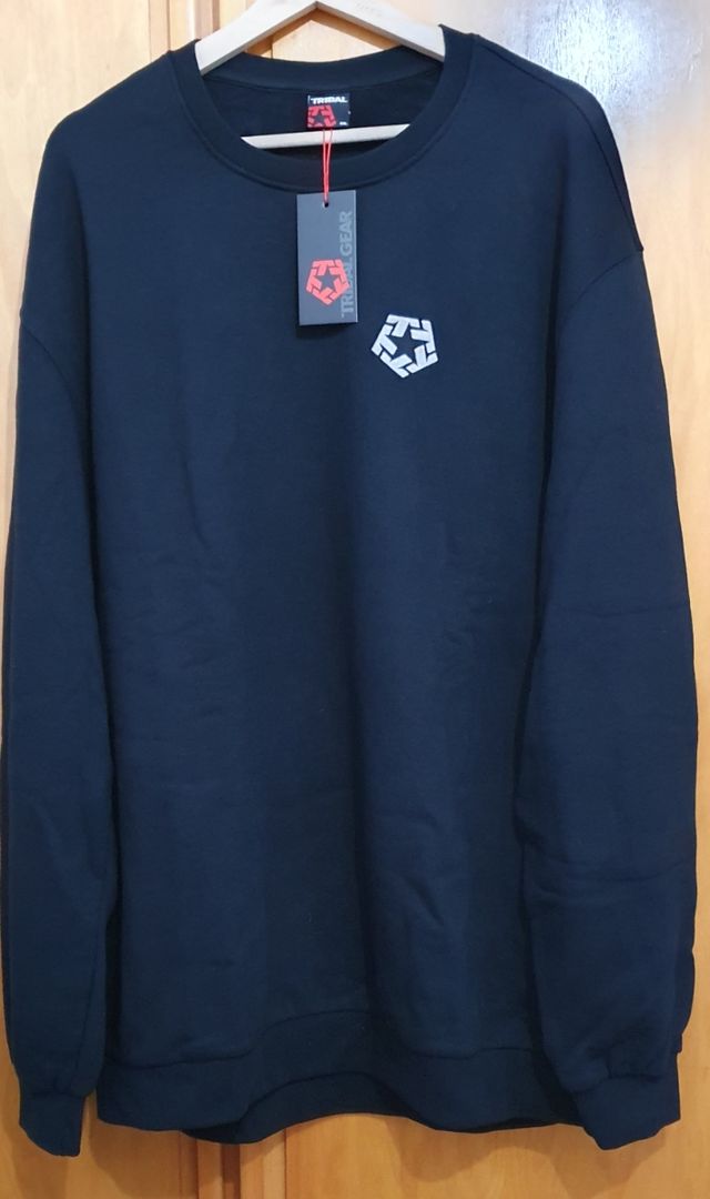 SUDADERA TRIBAL ORIGINAL A ESTRENAR XXL DE U.S.A