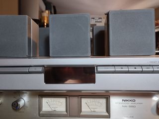 Sony DVD 5.1 con sus altavoces 