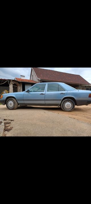 Mercedes-Benz 300D 1984
