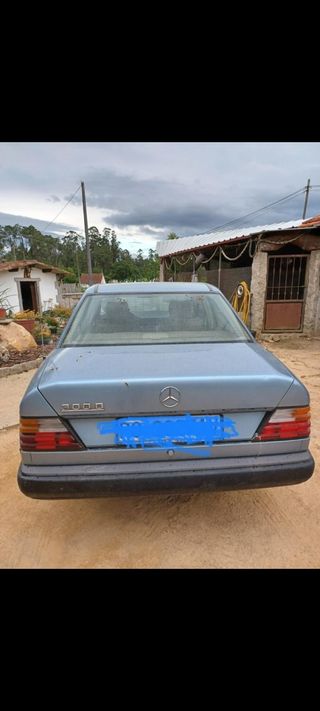 Mercedes-Benz 300D 1984