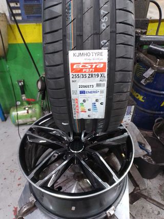 NEUMÁTICOS KUHMO ECONÓMICOS 255/35ZR19 Y + MEDIDAS