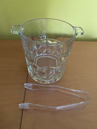 Cubitera de cristal con pinza