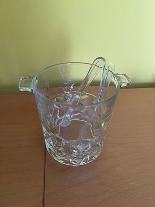 Cubitera de cristal con pinza