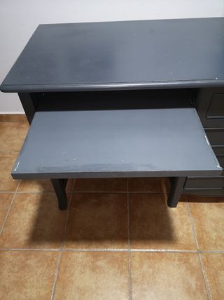 Escritorio de madera maciza con silla de regalo