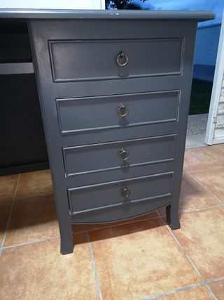 Escritorio de madera maciza con silla de regalo