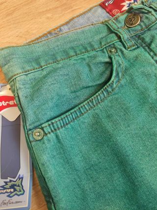 Pantalones de campana retro/vintage con etiqueta