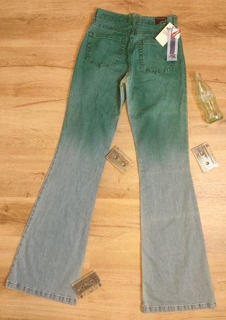 Pantalones de campana retro/vintage con etiqueta