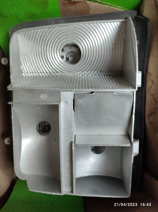 portalámparas de Peugeot 205. 