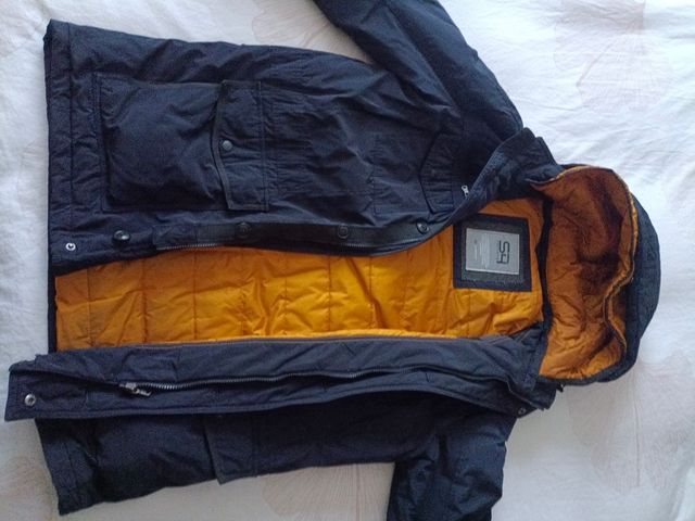 cazadora impermeable y acolchada