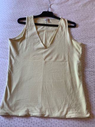 Camiseta chica amarillo pálido