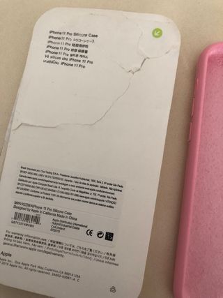 Funda iPhone XI Pro comprada en El Corte Inglés