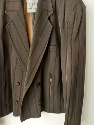 Chaqueta caballero 10€.