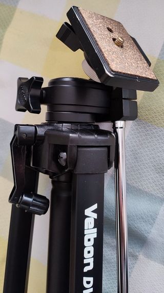 Trípode de aluminio para foto y video