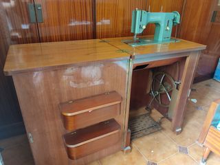 Maquina de coser Wertheim