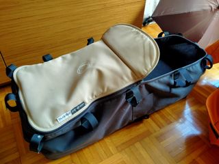 Silla niñ@ bugaboo con pack completo negociable 