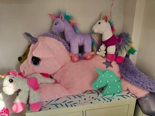 Unicornio y ponis peluche y luz
