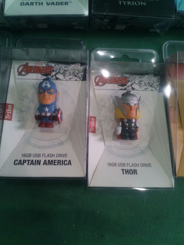 tribe usb flash drive 16 gb Batman e altri
